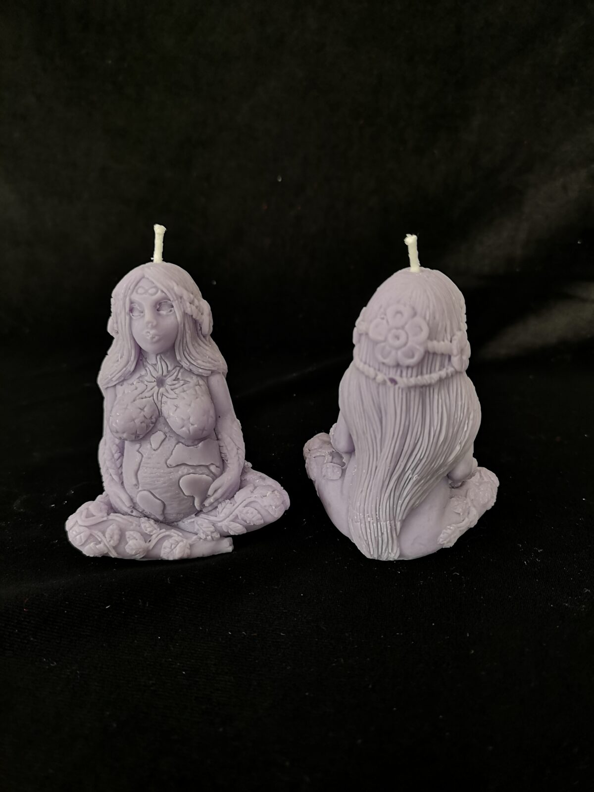 Gaia - Earth Goddess Candle (Lilac)
